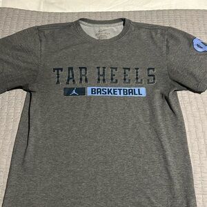 North Carolina Tar Heels Jordan Basketball Small Men’s
